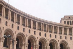 Министр иностранных дел Армении принял заместителя министра иностранных дел Ирана