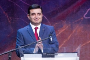 Վերջին 10 տարում մանկական մահացությունը նվազել է 70 տոկոսով. Արմեն Մուրադյան