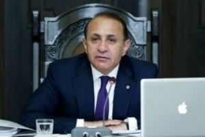 Armenian PM Off to Moscow to Meet With Medvedev