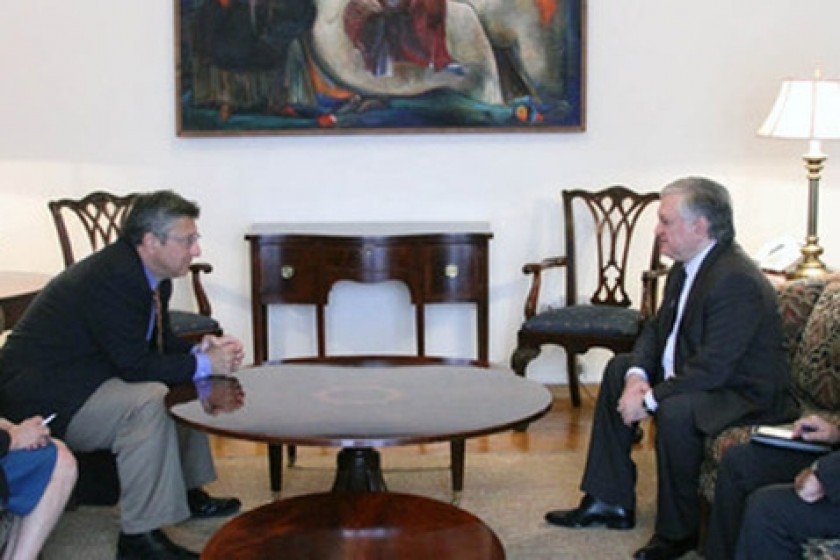 Foreign Minister Hosts Armenian Assembly of America Delegation