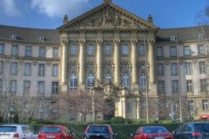 Germany: Court Forces Newspaper To Unpublish Military Docs
