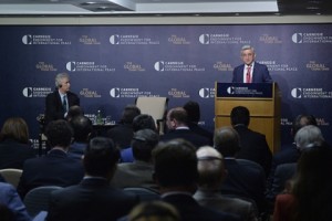 «Գորշ կարդինալի» ստվերը