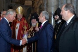 Серж Саргсян в Лондоне принял участие в поминальной церемонии, посвященной 
причисленным к лику святых жертвам Геноцида армян