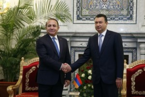 PMs of Armenia and Tajikistan Meet in Dushanbe