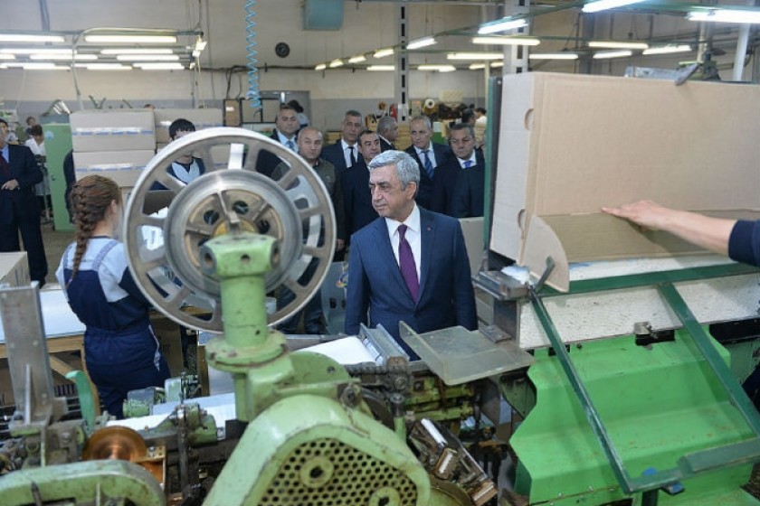 Սերժ Սարգսյանն այցելել է «Սպայկա» ընկերություն և Արարատի մարզ