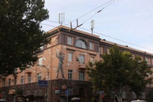 Երկու կրթական հաստատությունների տնօրենների նկատմամբ կկիրառվեն կարգապահական տույժեր