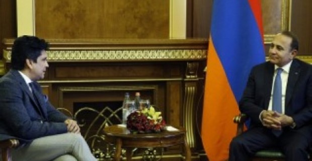 Հովիկ Աբրահամյանը ընդունել է բրիտանական «Գրեյնջ հոլդինգ» ընկերության ղեկավար Շեյխ 
Ասադին
