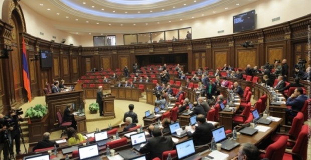 2016 թվականի բյուջեի նախագիծն ընդունվեց