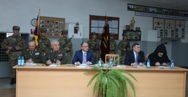Բանակային զորամիավորումներում անցկացվել են ռազմական խորհրդի նիստեր