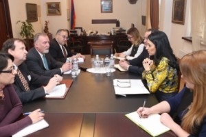 Արդարադատության նախարարը ՀՀ-ում ԱՄՆ դեսպանի հետ քննարկել է կոռուպցիայի դեմ 
պայքարին առնչվող մի շարք հարցեր