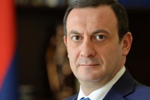 Новый руководитель КГД каждый год получает в подарок десятки тысячи долларов