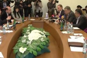 Մանիպուլյատիվ միֆեր․ «բանակցելը զիջելը չէ»	