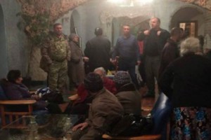Левон Айрапетян принял в своих отелях сотен жителей приграничных районов Арцаха