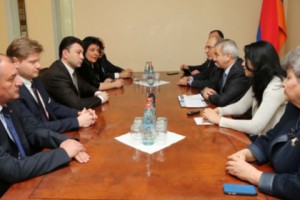 Արցախի ԱԺ նախագահն ընդունել է եվրոպացի պատգամավորներին