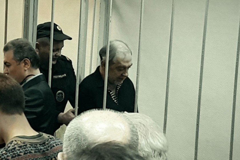 Тяжело больного Левона Айрапетяна 15 апреля поместили в камеру, где заключенные спят по 
очереди։ oбщественная инициатива