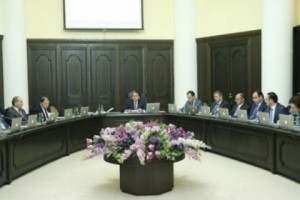 Կառավարությունը որոշել է օտարել կրճատված ծառայողական ավտոմեքենաները