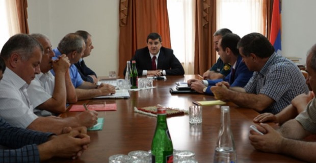 Աշխատանքային խորհրդակցություն՝ նվիրված Արցախում բերքահավաքի ընթացիկ և մթերման աշխատանքներին
