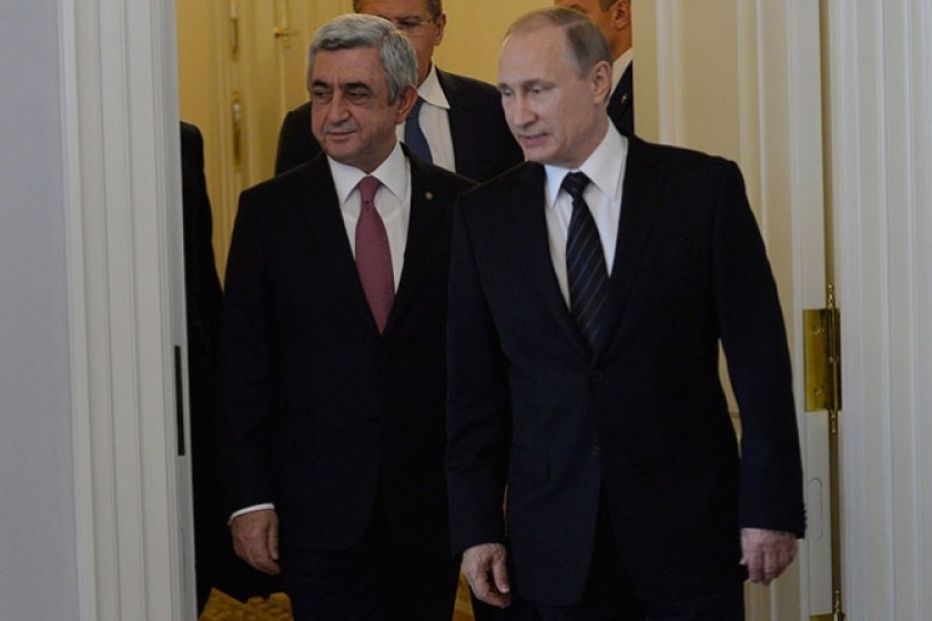 Sargsyan Discusses Karabakh with Putin in St. Petersburg