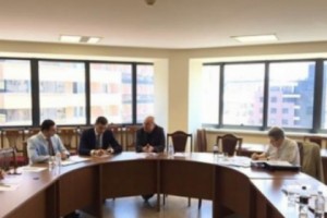 Public Council of Armenia Calls for Negotiated Settlement of Police Building Seizure