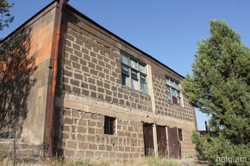 Գործող գիտական լաբորատորիայի շենքն ու տարածքը կօտարեն ՀՀԿ-ական ձեռներեցին. 
Գյուղնախարարությունը դեմ չէ