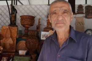 Yerevan Woodworker Donates Sales to Sasna Dzrer Members and the Man Who Brought Them Food