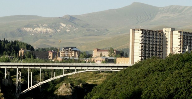 Амулсар: золото или болезни в будущем?