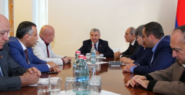 Մեկնարկում են 6-րդ գումարման ԼՂՀ ԱԺ 4-րդ նստաշրջանի աշխատանքները