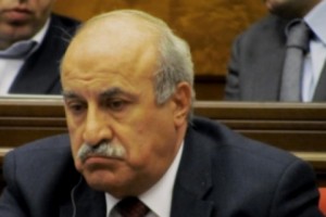 Х. Арутюнян: “Очень важно, чтобы месторождения радиоактивных руд служили независимости 
и безопасности энергетики Армении”