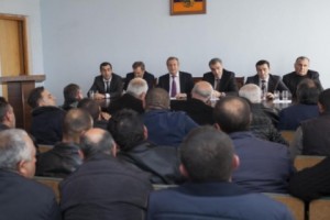 Գեղարքունիքի ֆերմերներին գյուղնախարարը առաջարկում է ստեղծել համատեղ ընկերություն և իրացնել բերքը