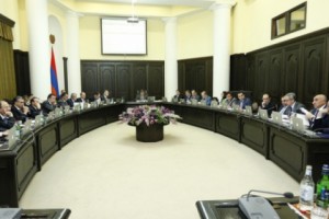 Կարեն Կարապետյանն անդրադարձել է փոքր հէկերին, ընդերքօգտագործմանը և այլ հարցերի