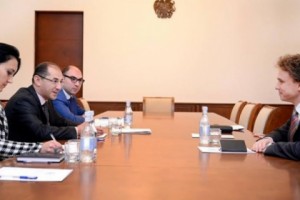 Ֆինանսների նախարար Վարդան Արամյանն  ընդունել է Եվրասիական զարգացման բանկի 
պատվիրակությանը

