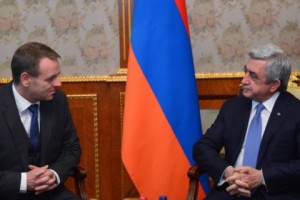 Президент Серж Саргсян принял вице-президента Европейского инвестиционного банка
