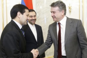 Обсуждены перспективы трехстороннего сотрудничества Армения-Иран-Туркменистан

