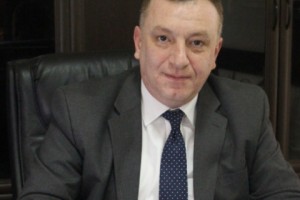 Ով ում բարեկամն է կադաստրում