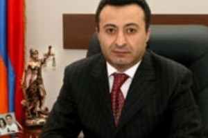 Ամբաստանյալ դատավորին առողջական խնդիրների պատճառով դատարան չէին 
ներկայացրել