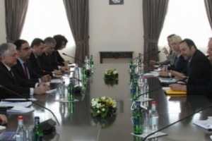 Министр иностранных дел Армении принял Генерального директора Еврокомиссии по 
вопросам расширения