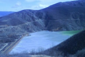 Հարուստ ընդերքի անխնա շահագործում՝ բնակիչների և բնության հաշվին