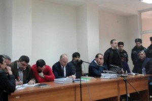 Դատավորին` ինքնաբացարկ, դատախազին`բացարկ. 58-ամյա Եղիշե Խաչատրյանին սպանելու 
մեջ մեղադրվողները դժգոհ են քրեական գործի քննությունից