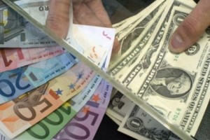 Դոլարն ու ռուբլին թանկացել են. փոխարժեքներն այսօր