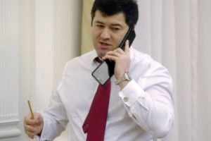Ukraine: Top Tax Official on Trial for Corruption
