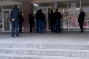 Մարդաշատ ընտրատեղամաս՝ քվեարկությունը չսկսված