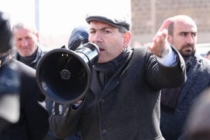 Pashinyan to Run in Election for Yerevan Mayor