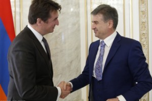 Премьер-министр и посол Сербии в Армении обсудили вопросы активизации экономических 
связей