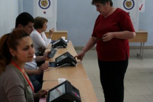В выборах в совет старейшин Еревана принял участие 41% избирателей
