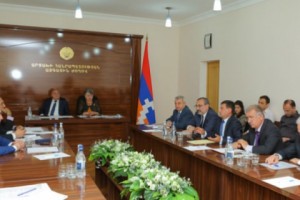 Արցախի 2016թ. պետական բյուջեի կատարողականի մասին քննարկումներ են ընթանում