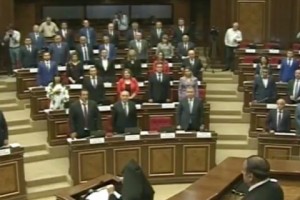 Блок “Выход” бойкотировал первое заседание НС из-за пристуствия Сержа Саргсяна 
