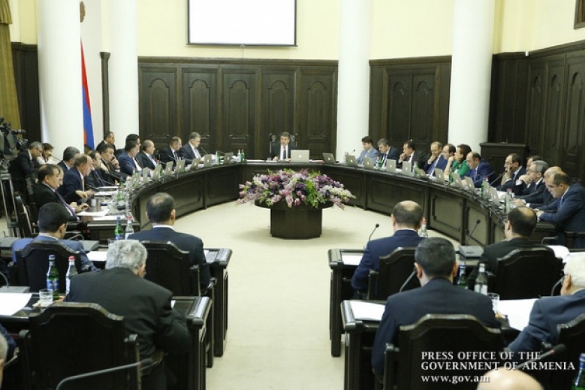 Սերժ Սարգսյանը նախարարներ է նշանակել