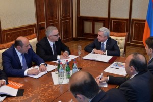 Президент провёл совещание по вопросам повестки армяно-китайского сотрудничества