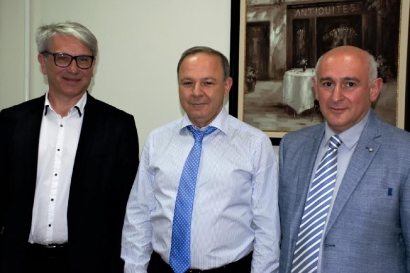 Արյունաբանական կենտրոնում ներդրվել է լեյկեմիայով հիվանդ երեխաների կլինիկական ռեգիստրի ծրագիրը