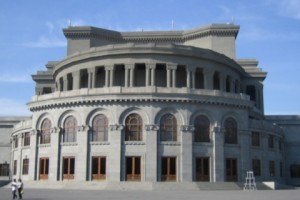 Кризис в опере, или еще один шаг в сторону декультуризации страны